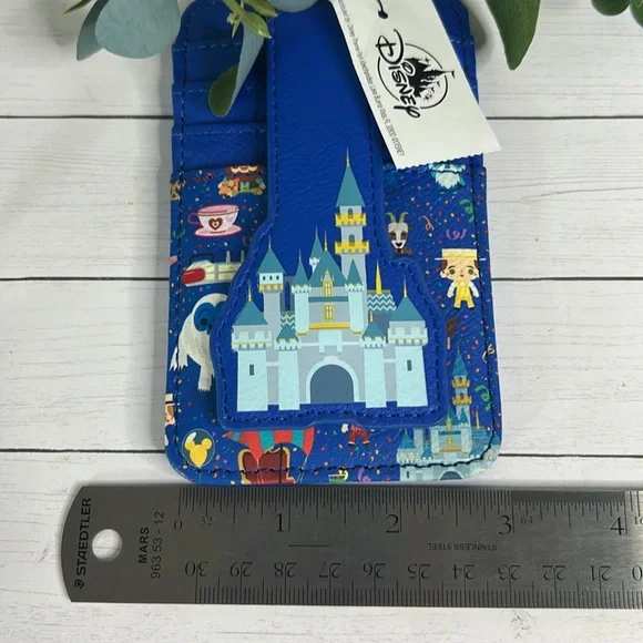 Disney Card Holder Wallet - Disney Parks Chibi NWT - Picture 9 of 12